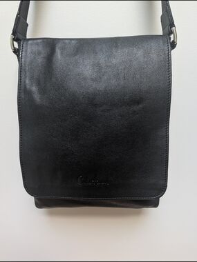 Vintage Cole Haan Black Genuine Leather Messenger Crossbody Bag Adjustable Strap
